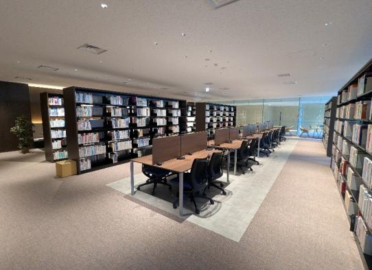 【1階】看護学図書エリア
