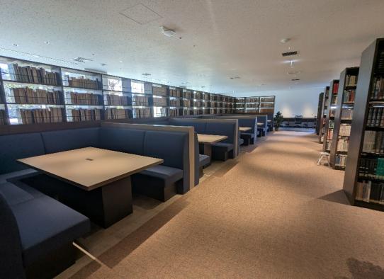 【1階】基礎医学図書エリア