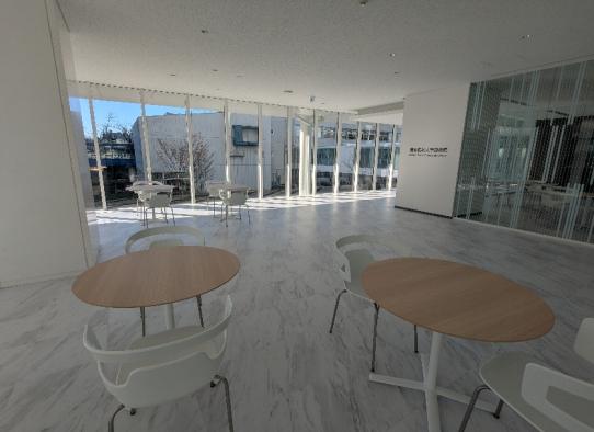 【2階】入退館ゲート前